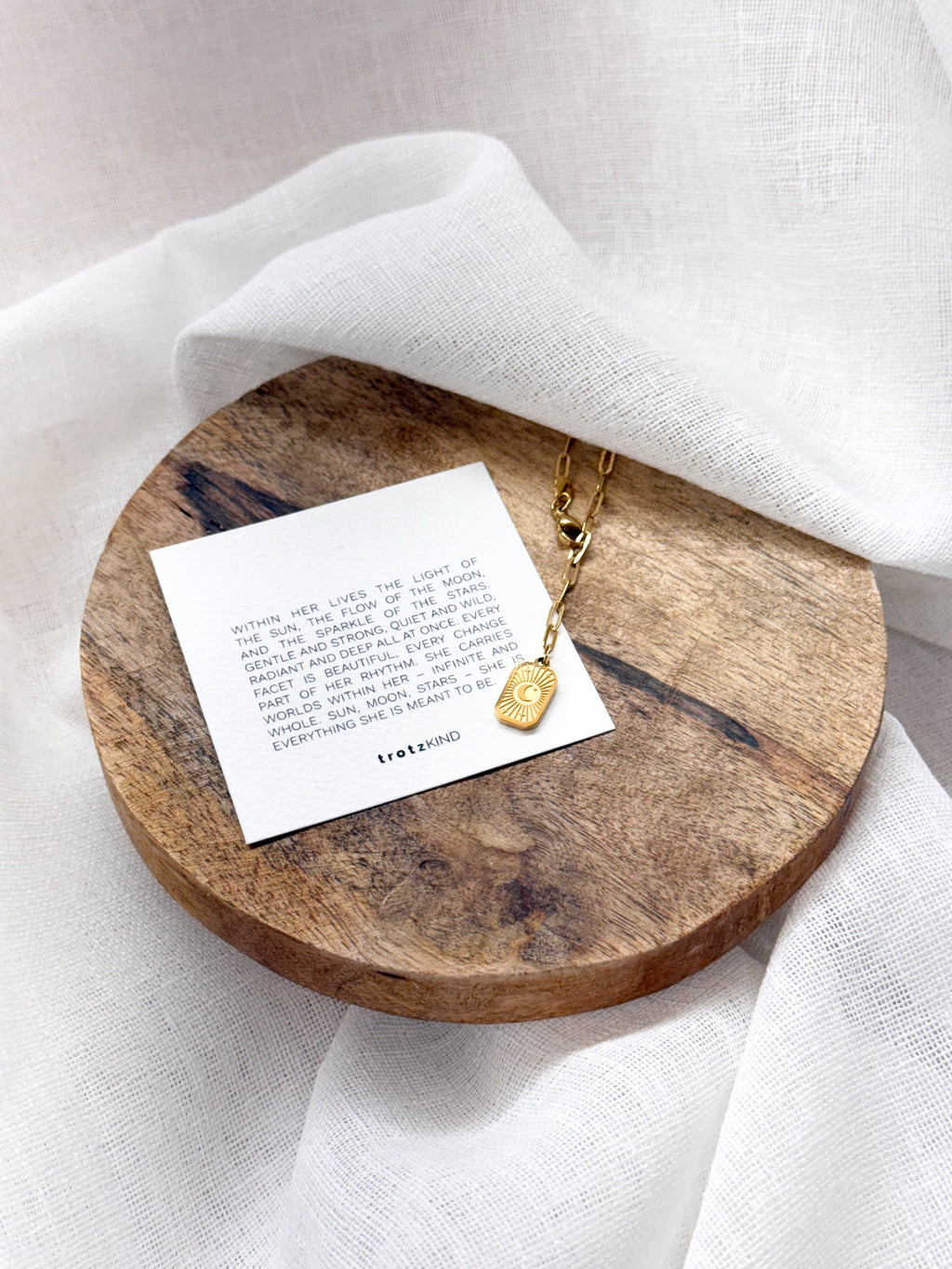 GLIEDERKETTE Female Universe