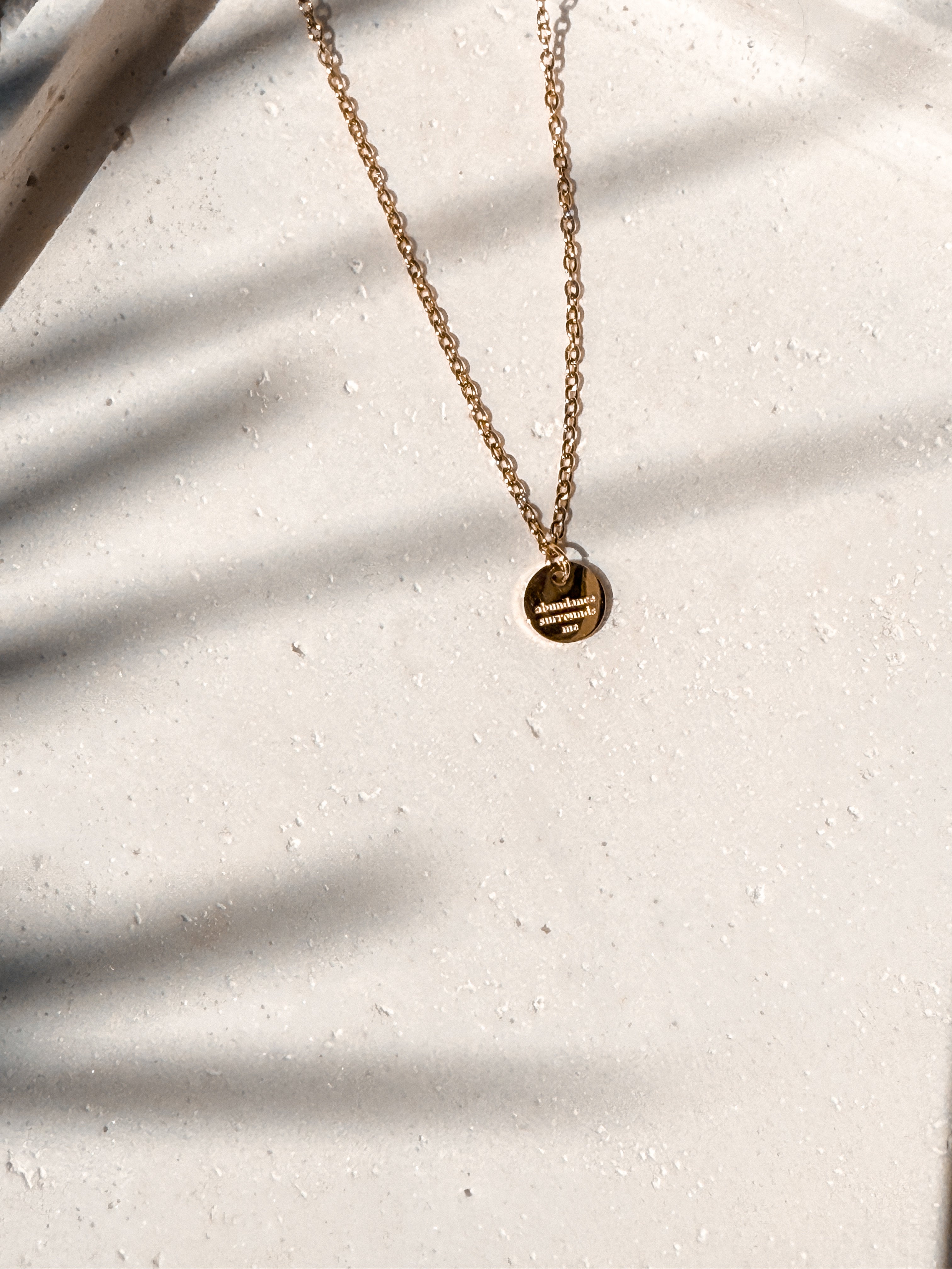 HALSKETTE Abundance surrounds me