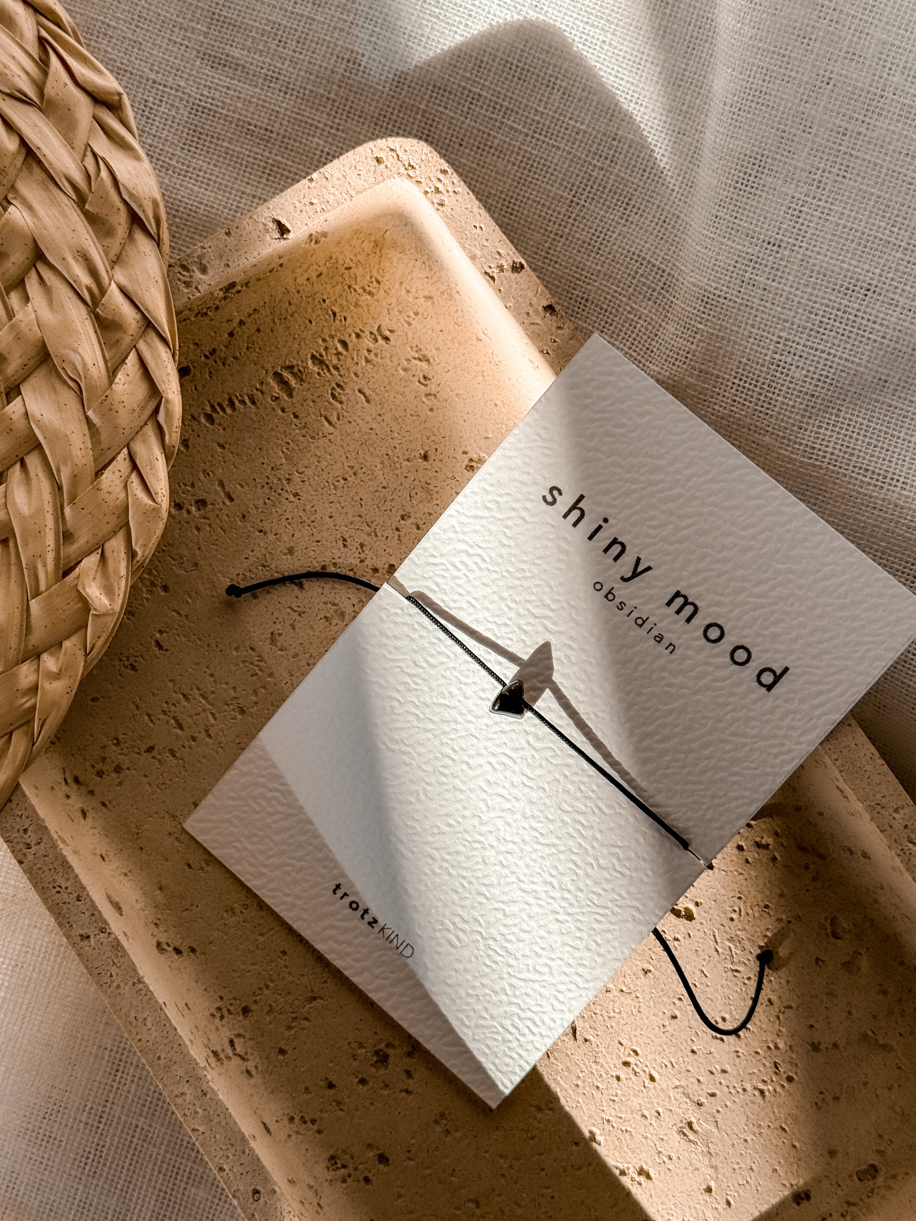 ARMBAND Obsidian Shiny Mood