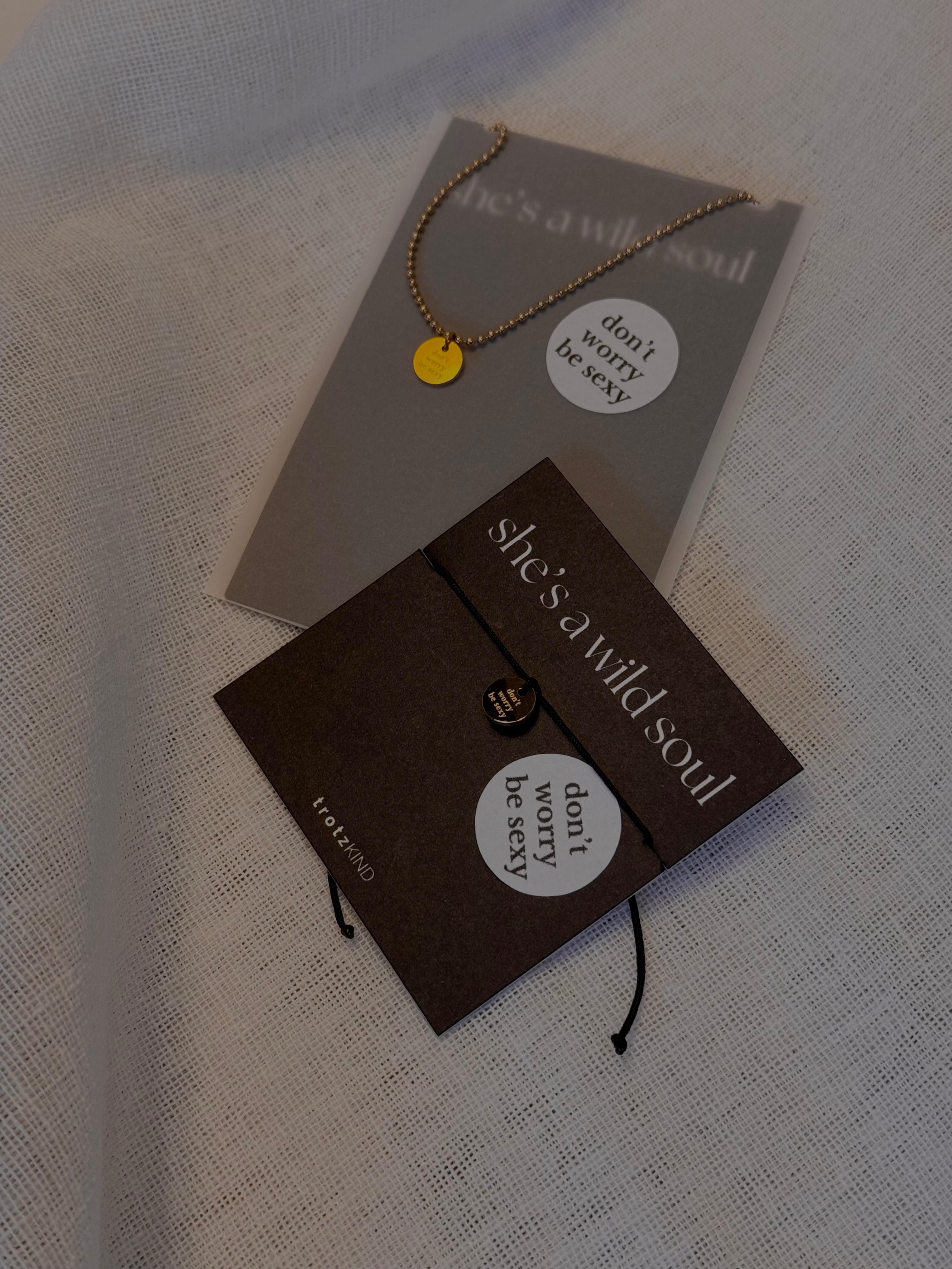 HALSKETTE Don't worry be sexy