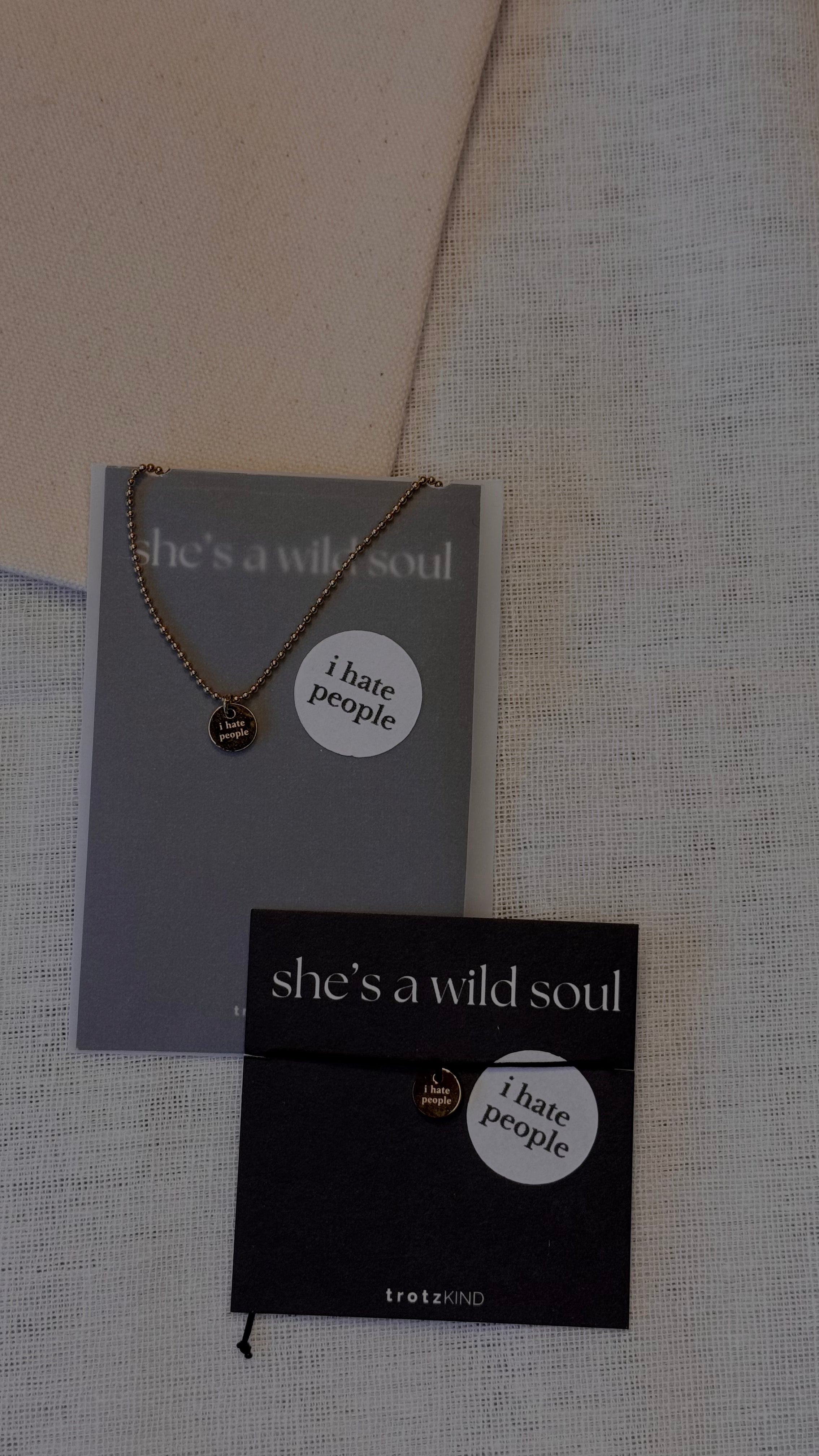 ARMBAND I hate people