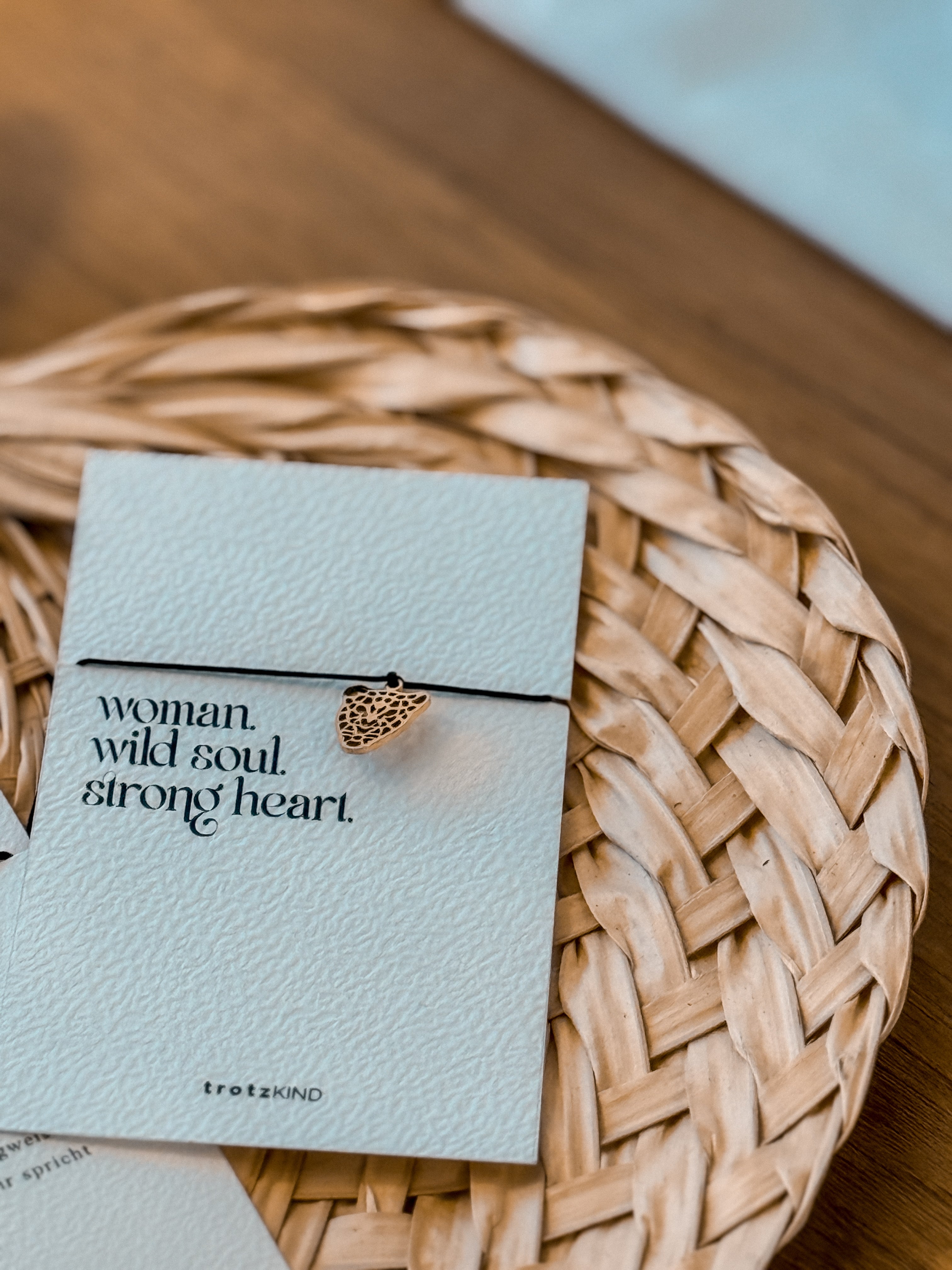 ARMBAND Strong Heart