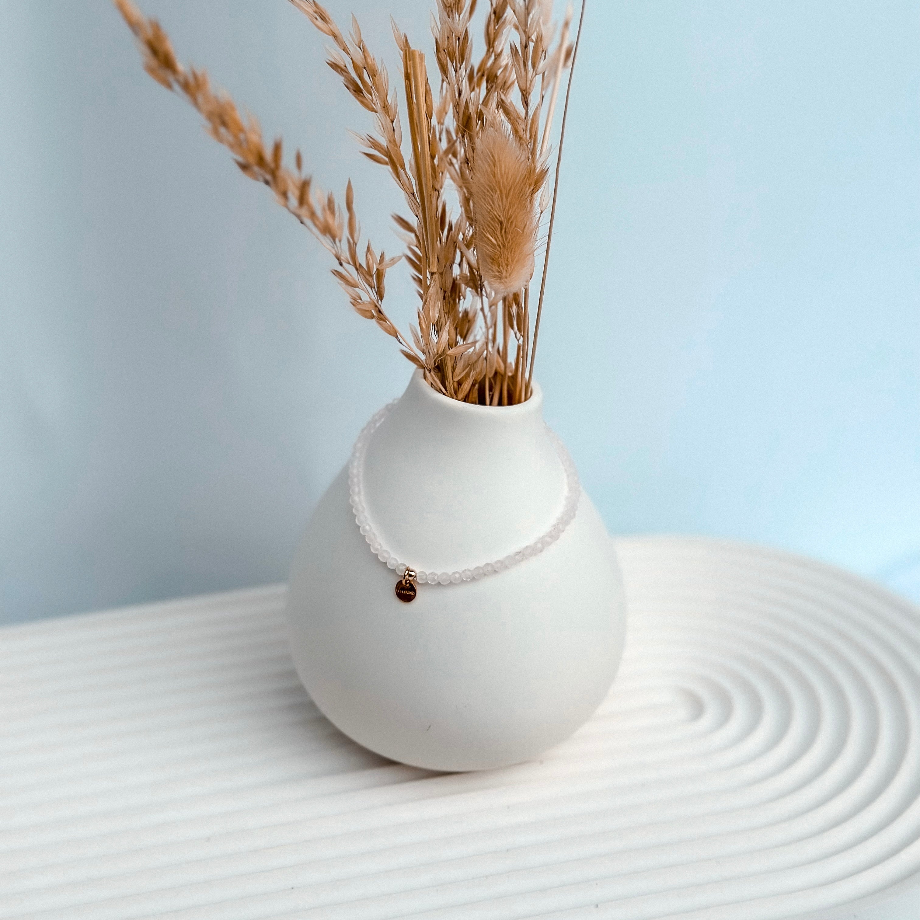 ARMBAND Mondstein Feminine Energy