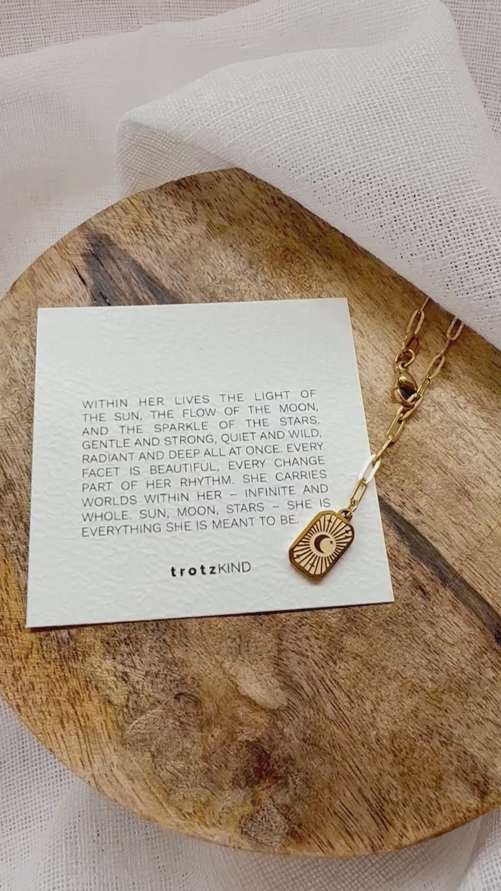 GLIEDERKETTE Female Universe